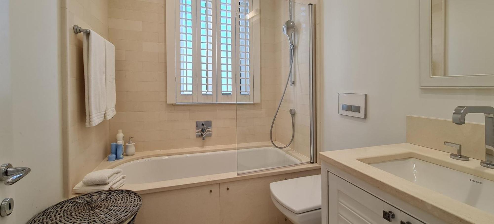 Porto Montenegro Ksenija lovely one bedroom Tivat Buitenkant foto