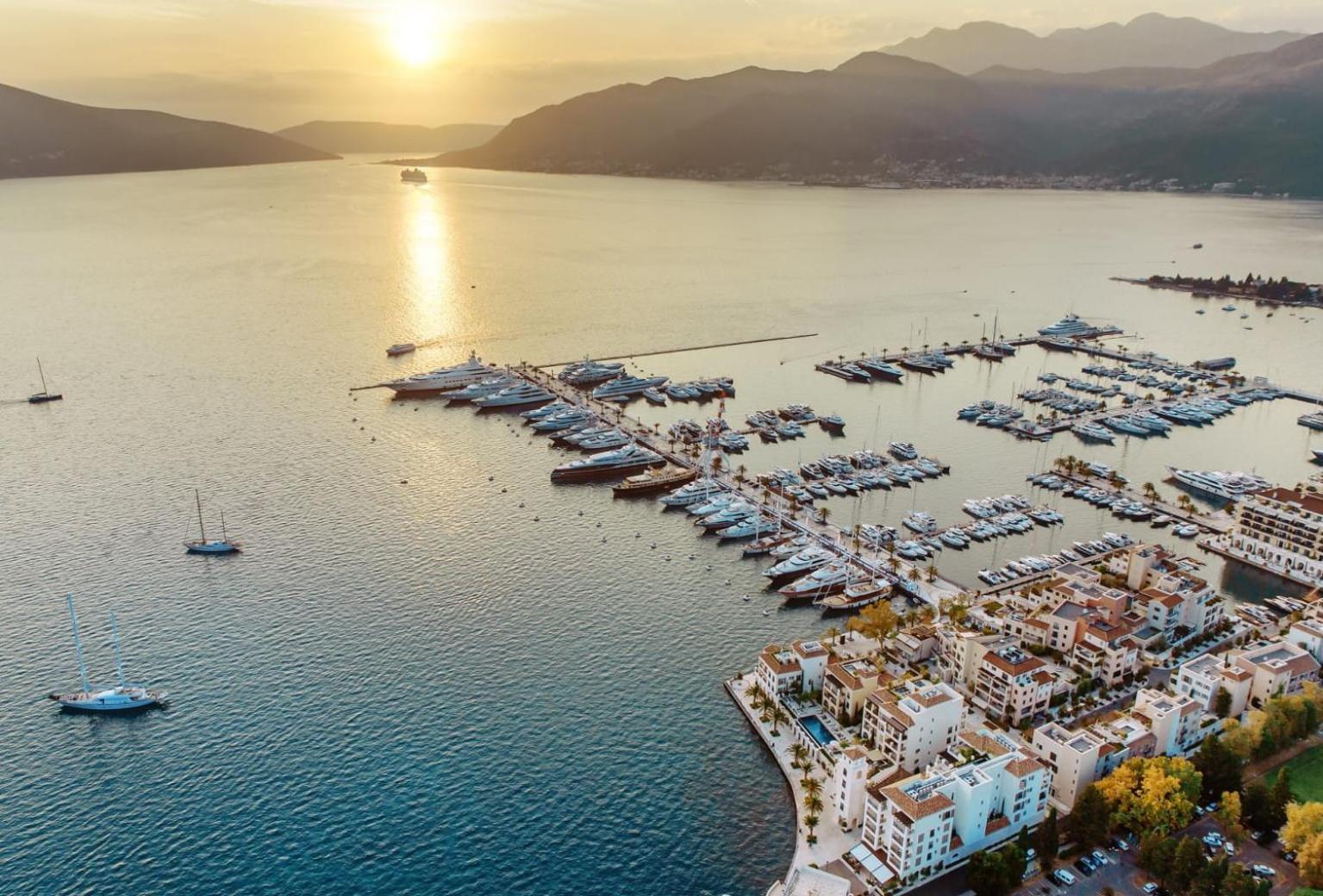 Porto Montenegro Ksenija lovely one bedroom Tivat Buitenkant foto